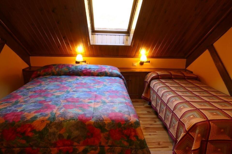 Hotel, Bungalows Y Camping Víu Екстериор снимка