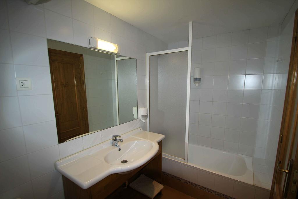 Hotel, Bungalows Y Camping Víu Стая снимка