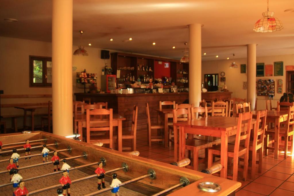 Hotel, Bungalows Y Camping Víu Екстериор снимка
