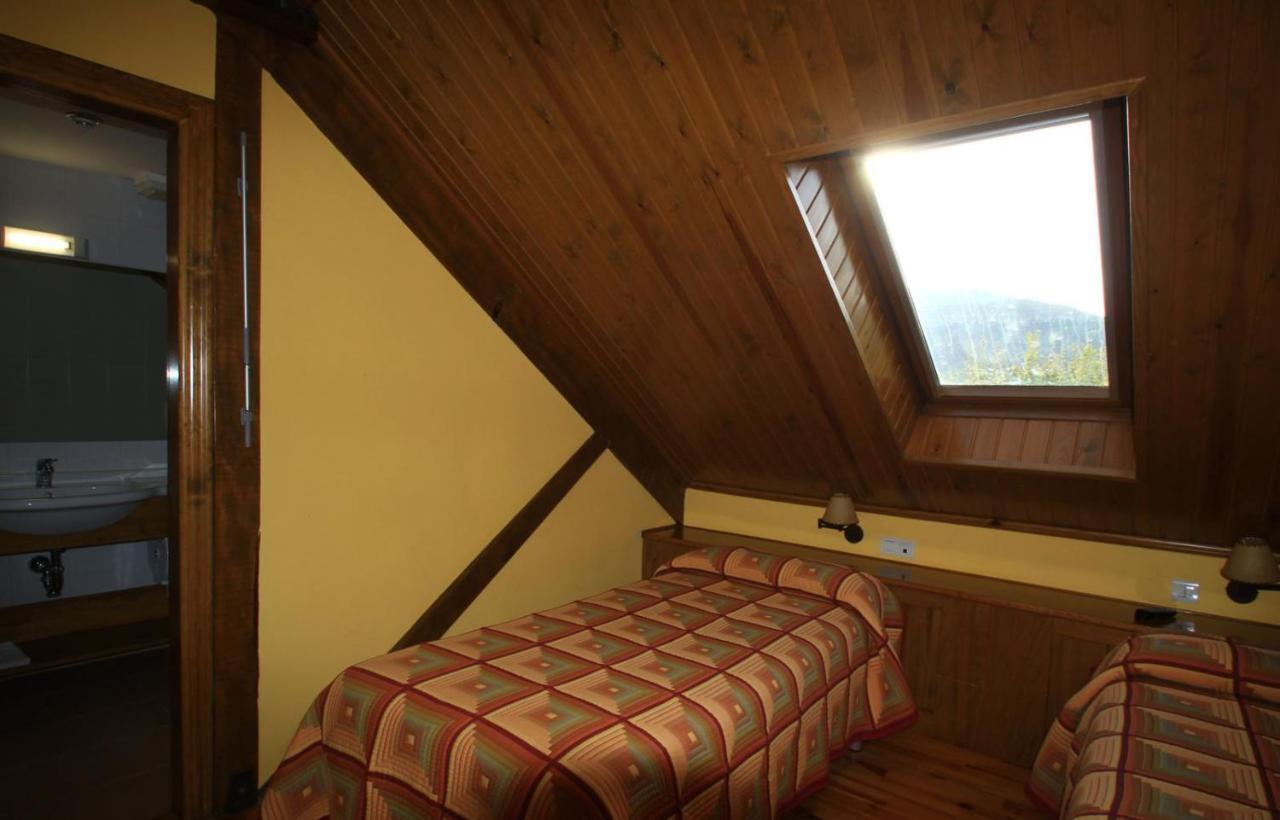 Hotel, Bungalows Y Camping Víu Екстериор снимка