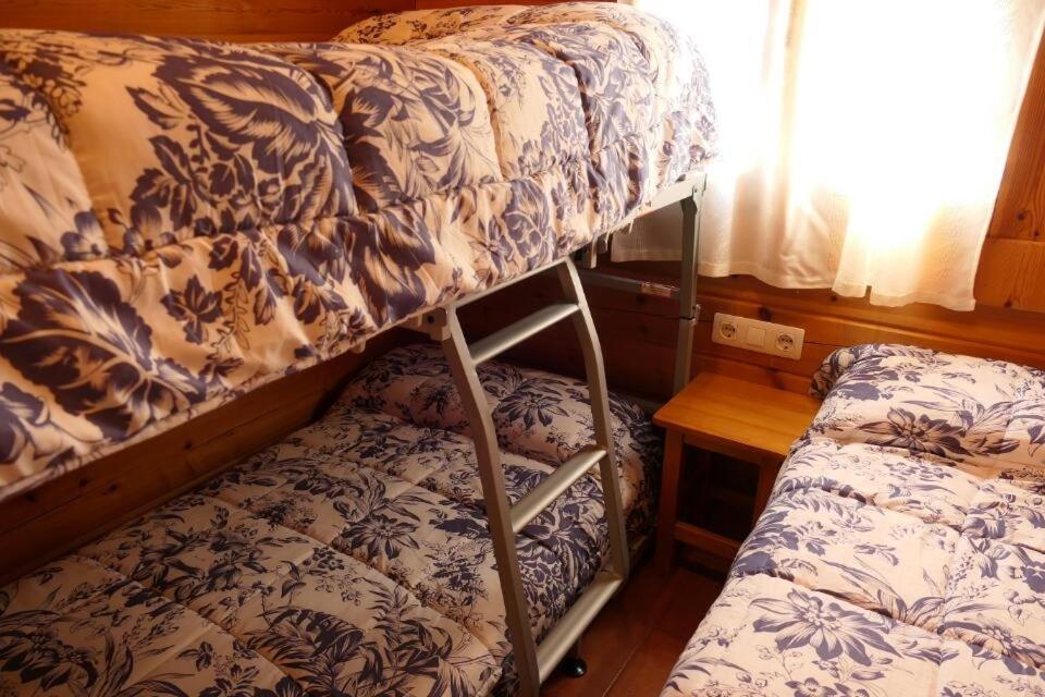 Hotel, Bungalows Y Camping Víu Екстериор снимка