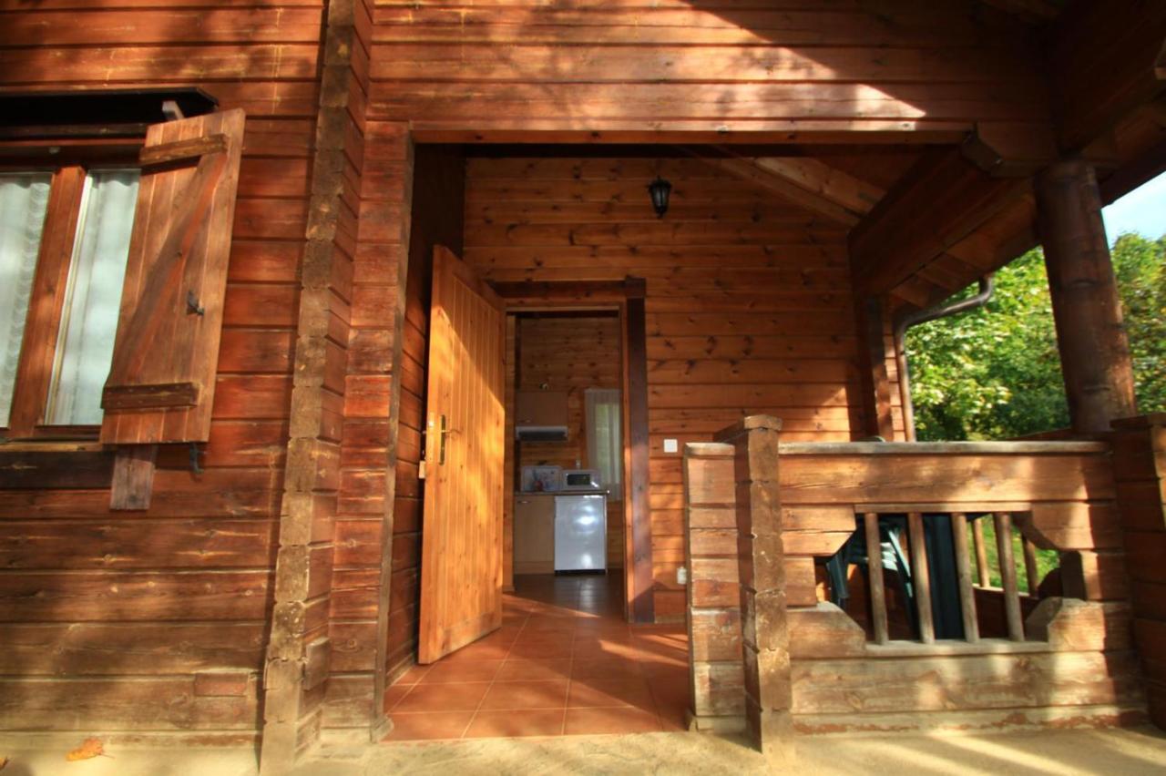 Hotel, Bungalows Y Camping Víu Екстериор снимка